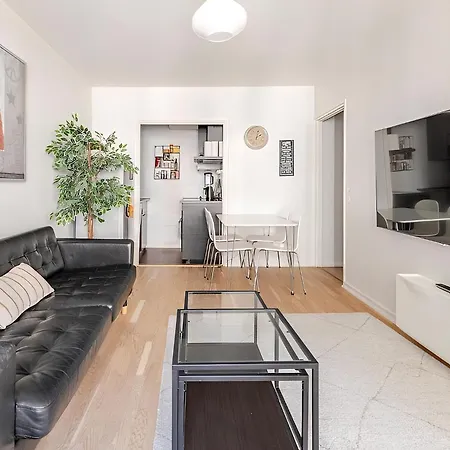 Home In Design District - Keybox Check-In, Balcony, Netflix Helsinki Exterior photo